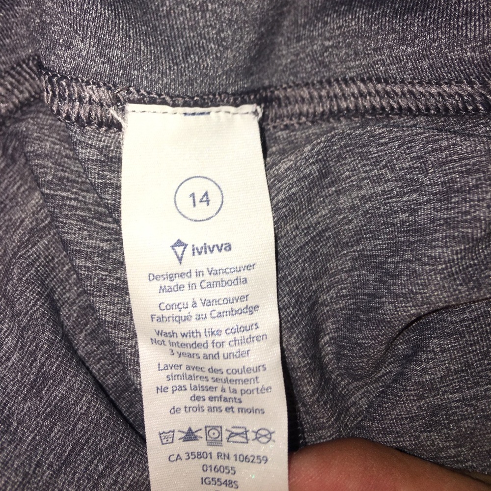 ivivva gray leggings with reflectors